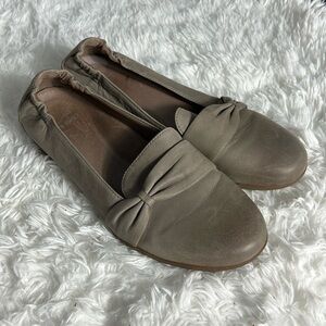 Dansko Karen Burnished Taupe Stack Low Heel Slip Pn Loafers EUR 39 US 8.5